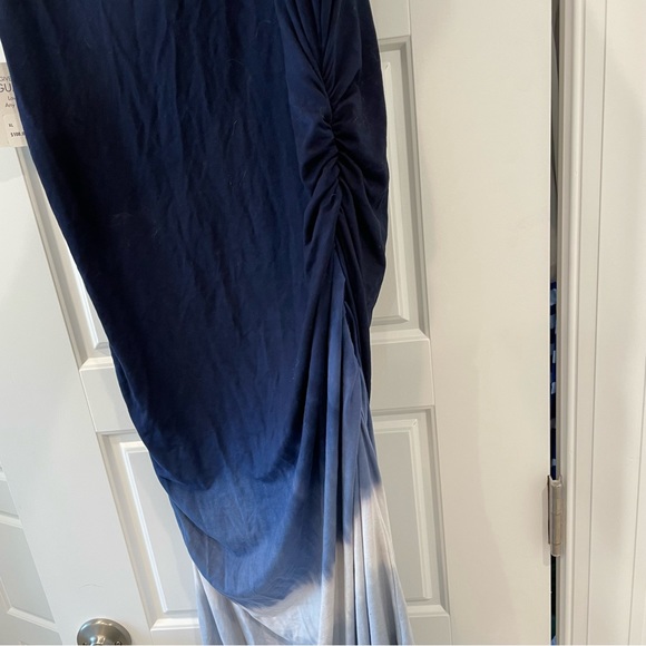 Athleta Ombré Tie-dye Navy Ruched Sleeveless Midi Tank Dress - Picture 3 of 7